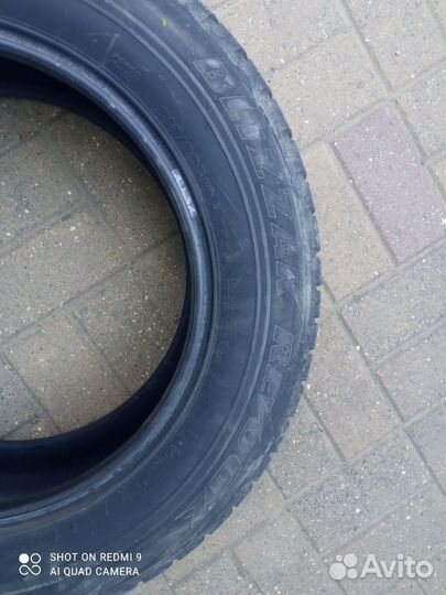 Bridgestone Blizzak Ice 215/65 R16