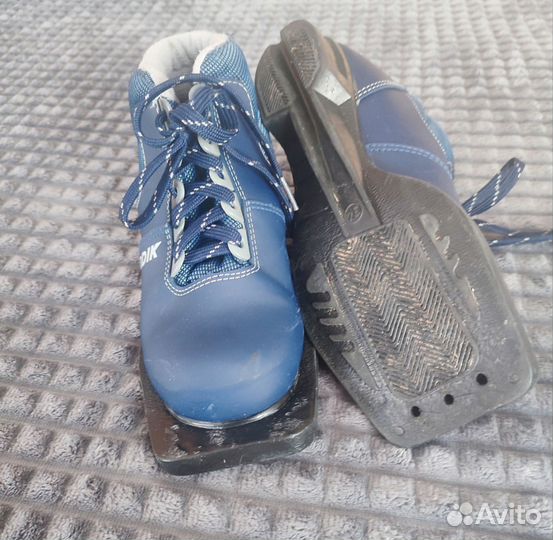 Лыжные ботинки