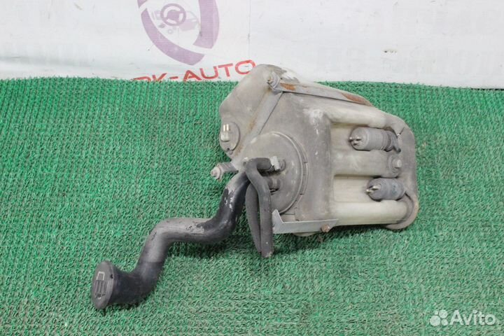 Бачок стеклоомывателя Mercedes S-Class W140