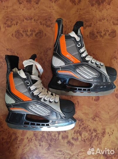 Коньки хоккейные детские 36р