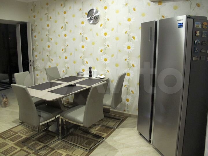 2-к. квартира, 104 м², 5/5 эт.