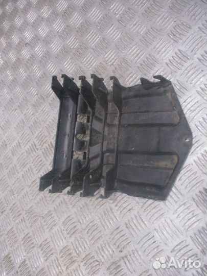 Кронштейн электроблоков Mercedes-Benz A9415420087