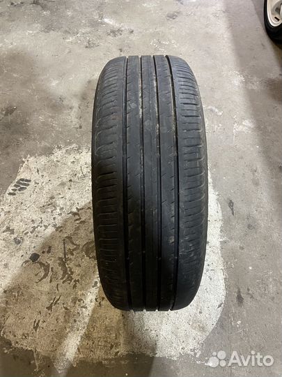 Goodyear EfficientGrip Performance SUV 225/55 R19 99V