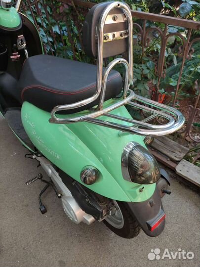 Скутер vento retro 49cc,почти без пробега