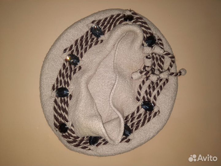 Берет женский