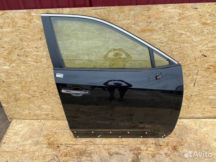 Передняя правая дверь Тойота Рав 4 ха50