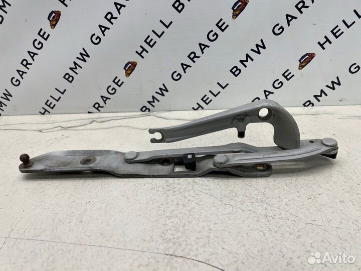 Петля крышки багажника левая Bmw E39