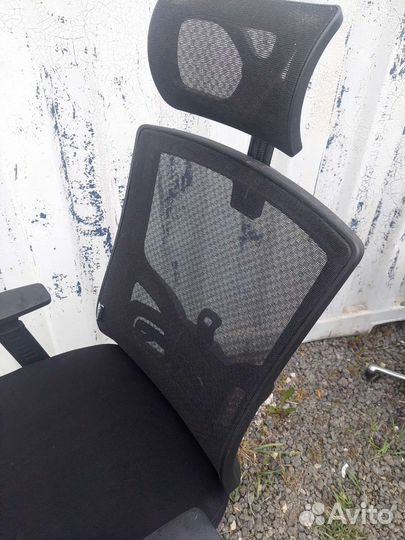 Компьютерное кресло б/у