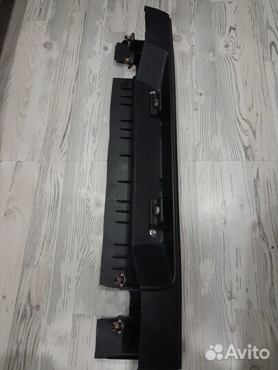 Бампер волга универсал 31022 310221 нов середина