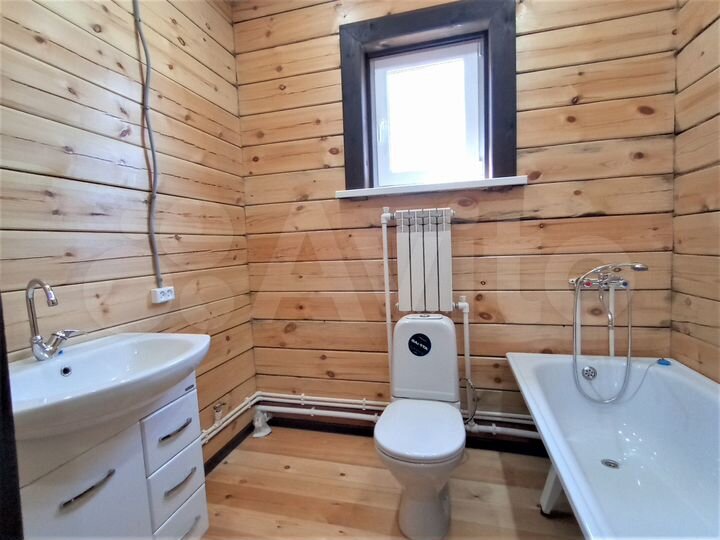 Дом 100 м² на участке 6 сот.