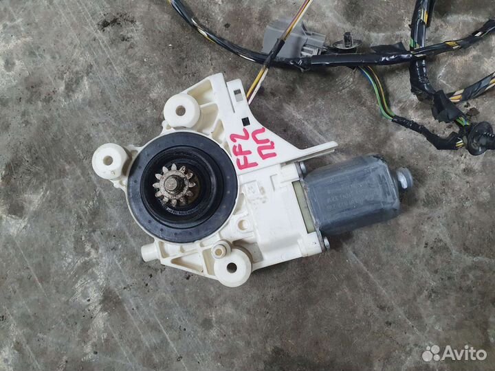 Мотор стеклоподъемника Ford focus 2 перед правый