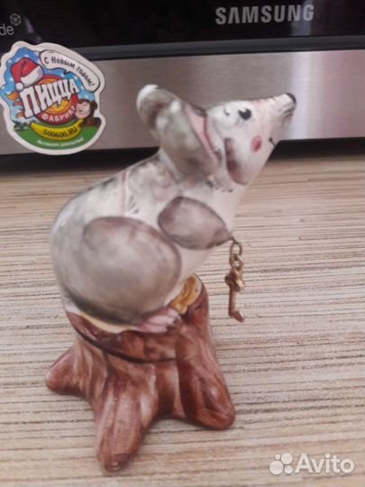 Статуэтка мышка майолика