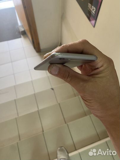 Телефон iPhone 6s 32гб