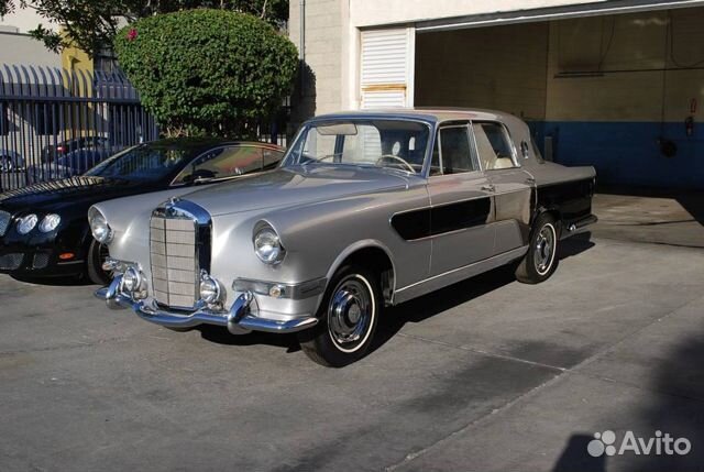 Mercedes-Benz Ghia 300C Berlina 1956 года 1/43