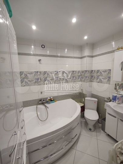 3-к. квартира, 83 м², 4/9 эт.