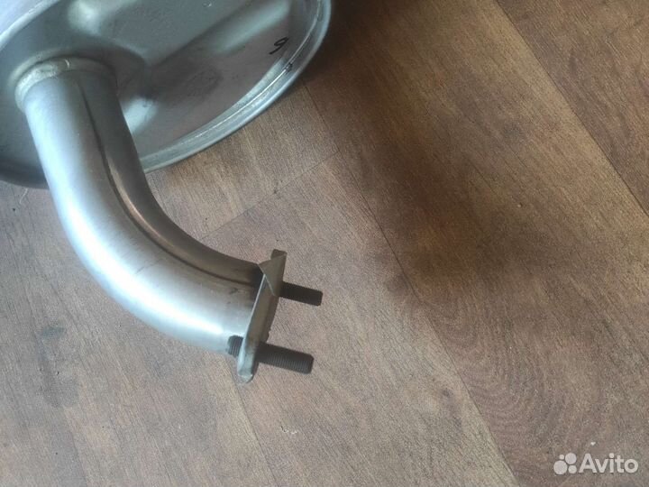 Бачок глушителя