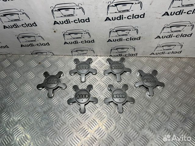 Декоративная крышка диска Audi