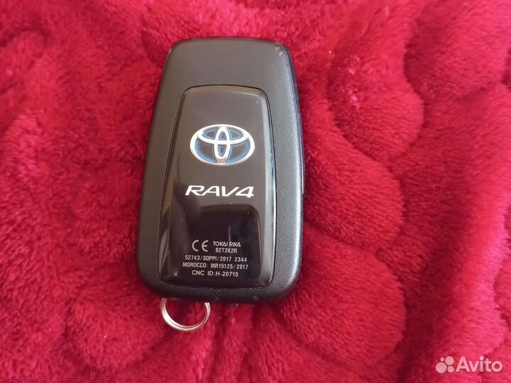 Смарт ключ для Toyota Rav4 2018+