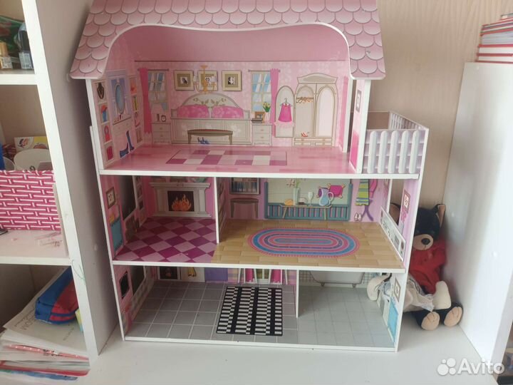 Домик кукольный
