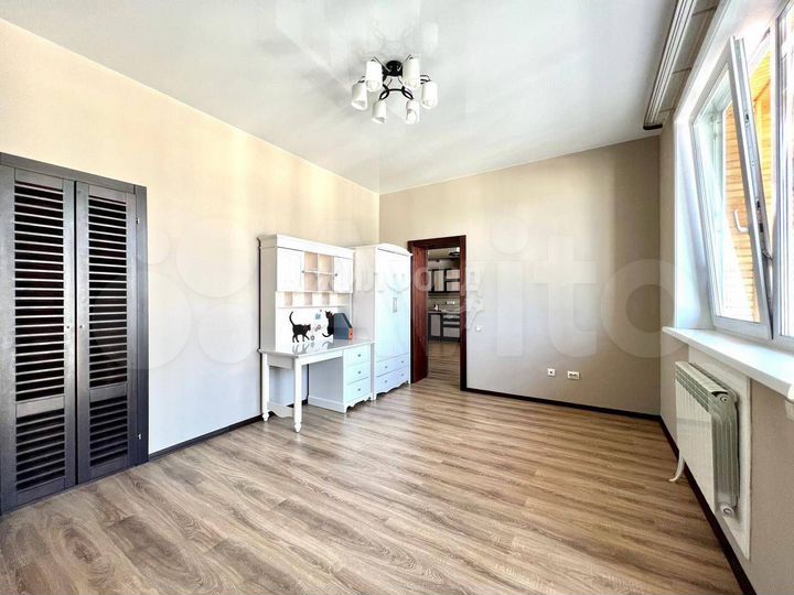 3-к. квартира, 79,1 м², 2/3 эт.