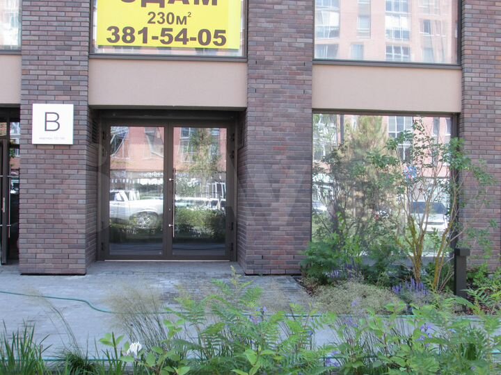 Европейский Берег, 230m2 (с арендатором)