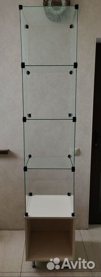 Стеллаж стеклянный
