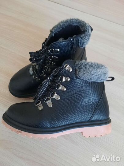 Ботинки на девочку