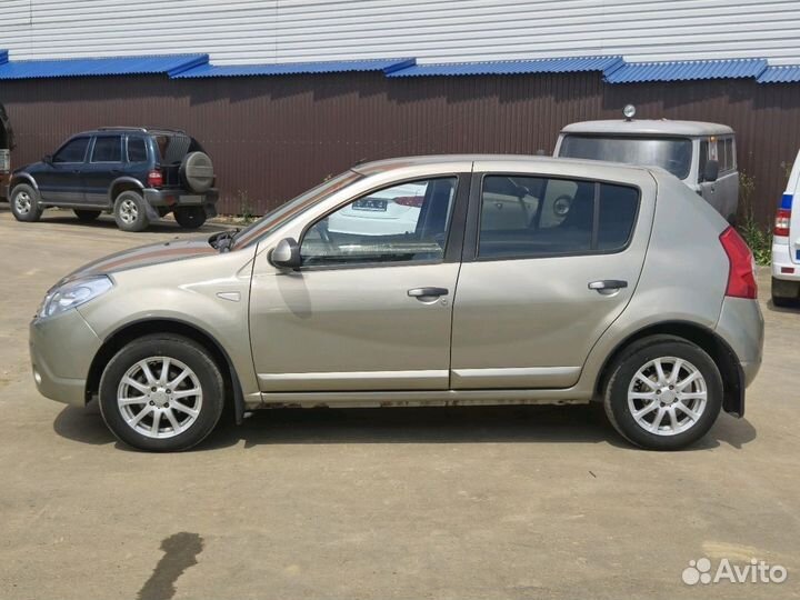 Renault Sandero 1.6 МТ, 2010, 214 000 км