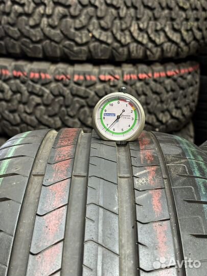 Pirelli P Zero PZ4 235/35 R20 92Y