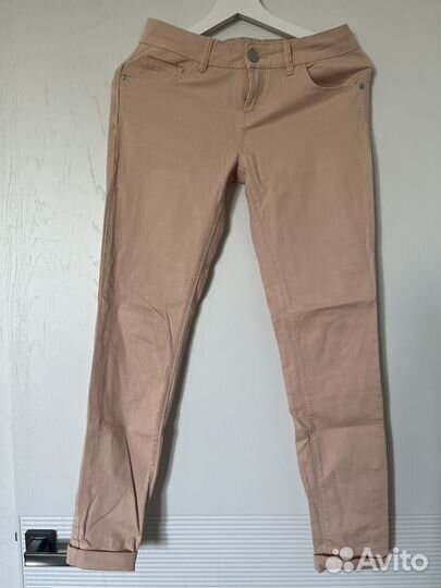 Джинсы розовые