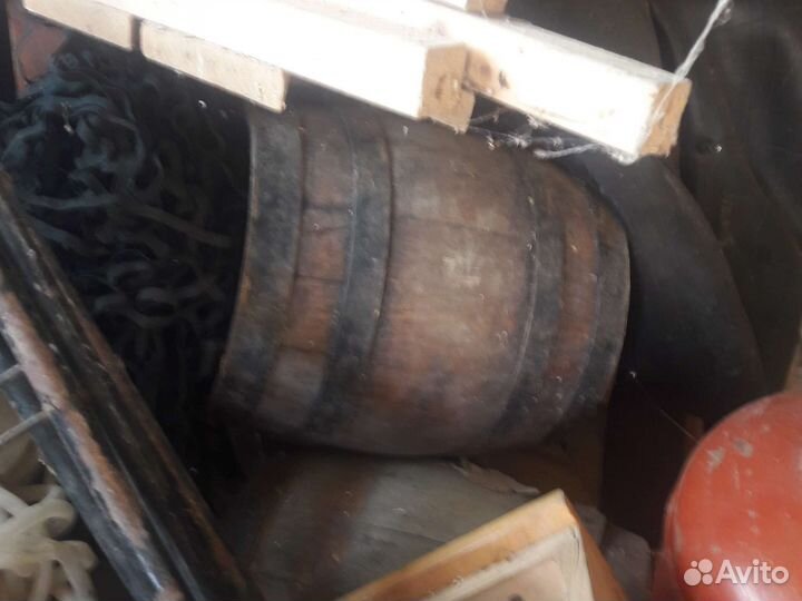 Деревянная бочка