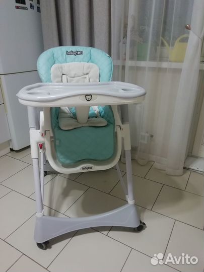 Детский стульчик для кормления