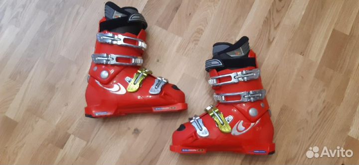 Горнолыжные ботинки