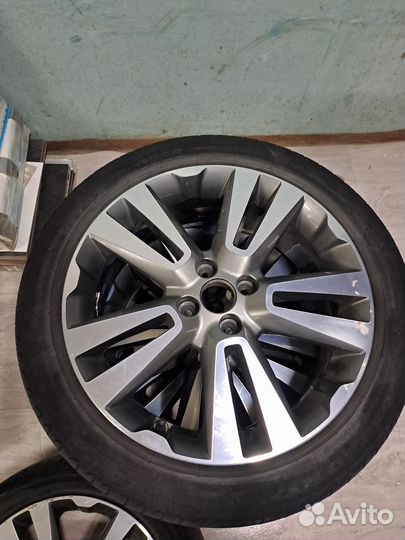 Оригинальные колеса Веста св Кросс R17