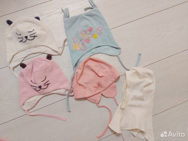 Шапки, варежки, перчатки на девочку от 0 до 5 лет