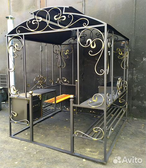 Беседка мангал с лавочкой