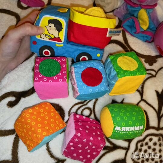 Пакет разных игрушек