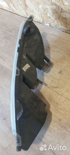 Фара противотуманная левая Ford Kuga 2