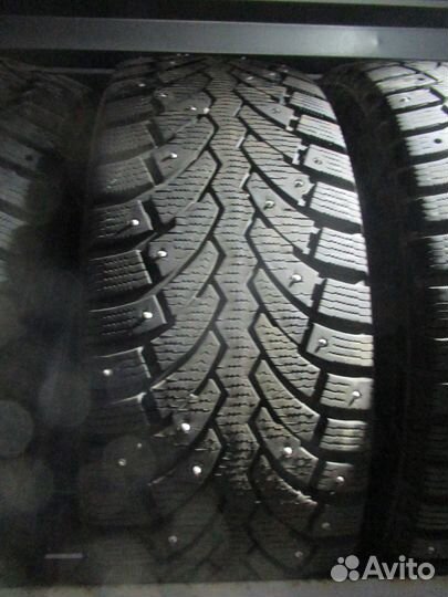 Formula Ice 215/65 R16