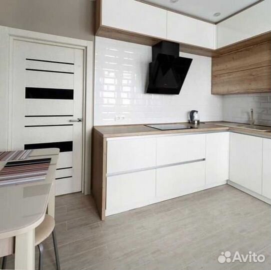 Кухонный гарнитур из массива