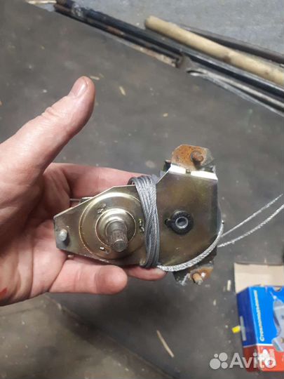 Стеклоподьемник