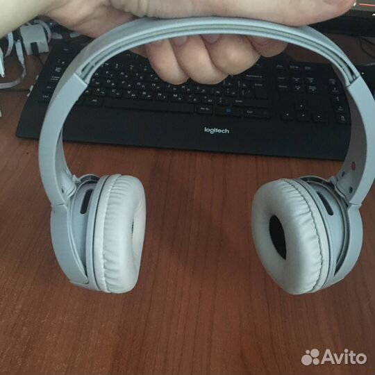 Беспроводные накладные наушники sony WH-CH 500