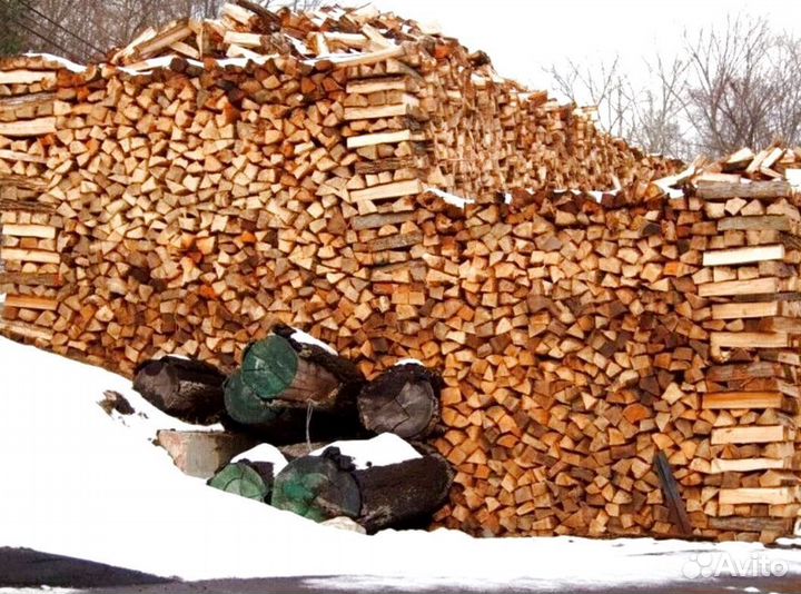 Дрова рядом