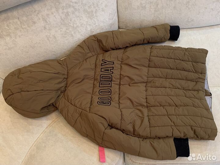 Куртка на девочку демисезонная