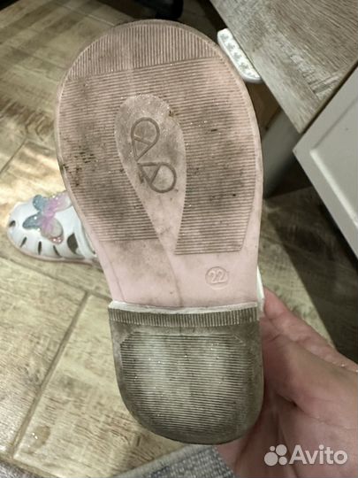 Сандалии для девочки