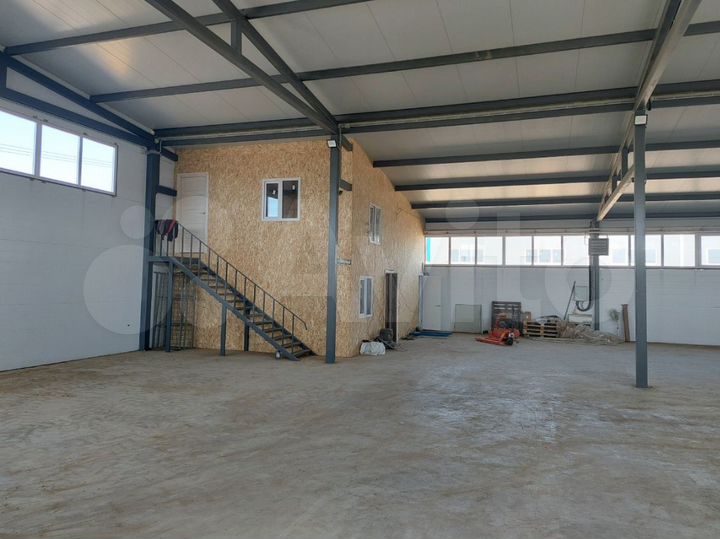 600м2. 700м2. 1500м2. Склад/пр-во. Ворота