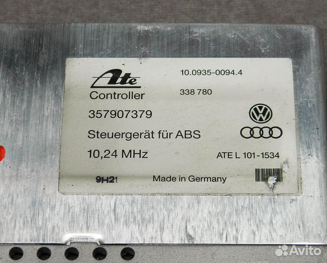 Блок управления ABS VW Passat B3 1.8