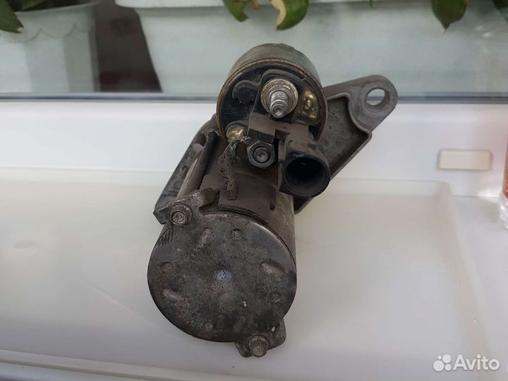 Стартер шкода