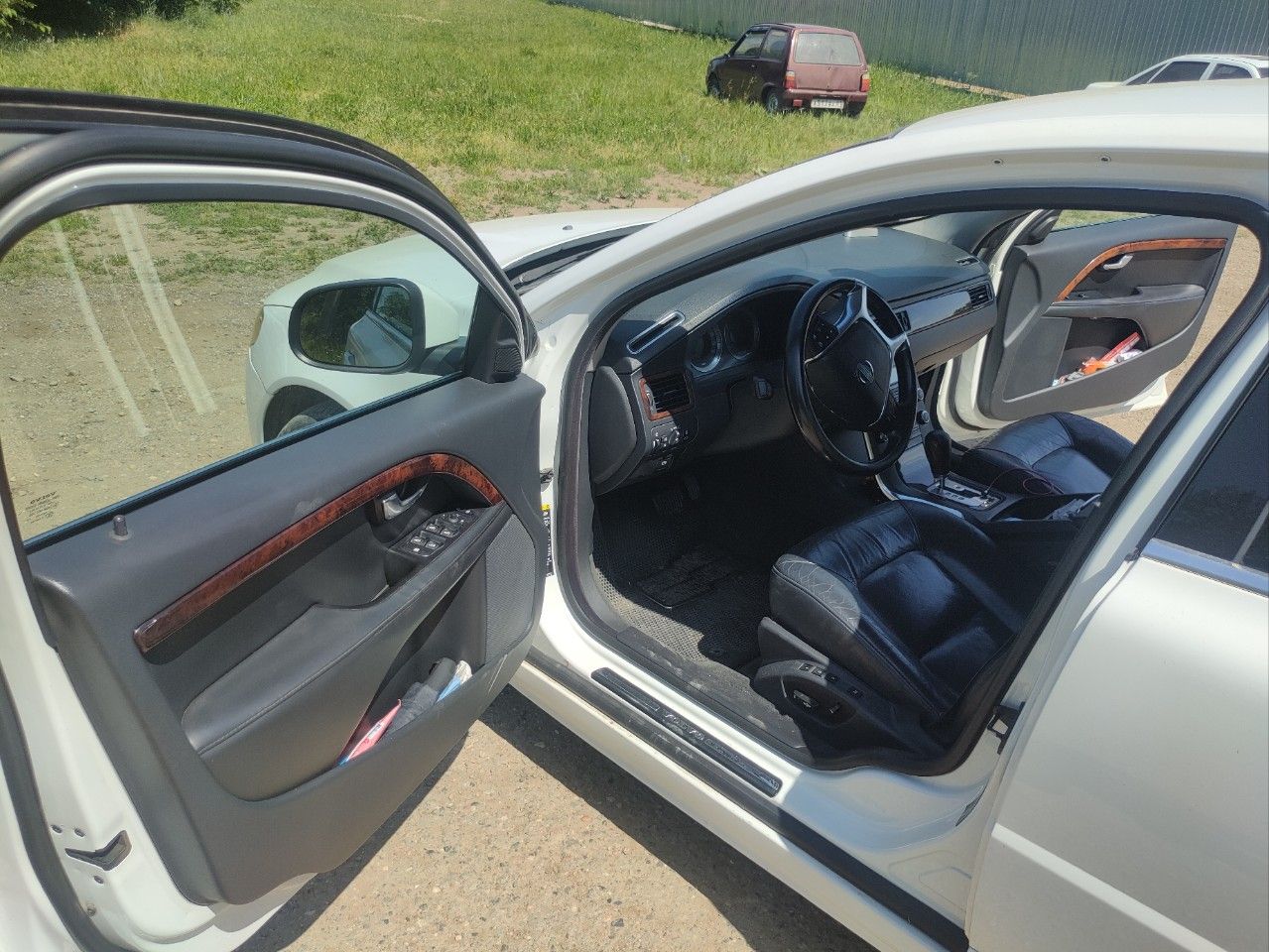 Volvo S80: фото владельца