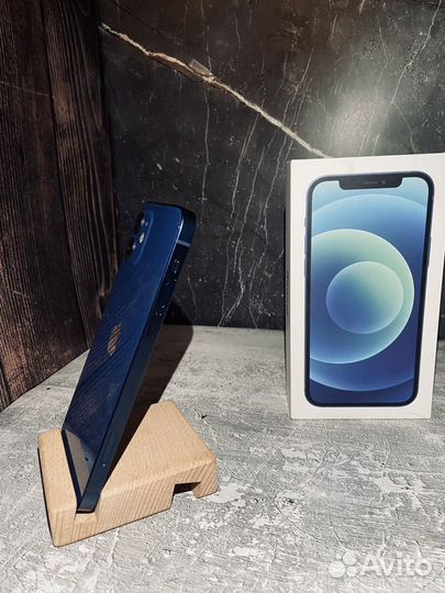 iPhone 12, 64 ГБ